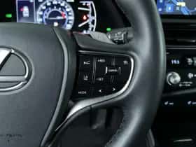 Lexus ES (2024) thumbnail 17