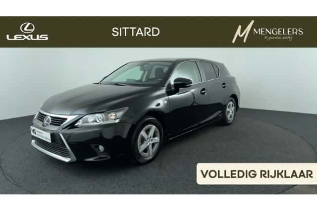 Lexus CT (2015) thumbnail 1