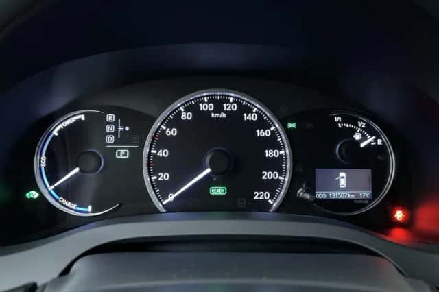 Lexus CT (2015) thumbnail 17