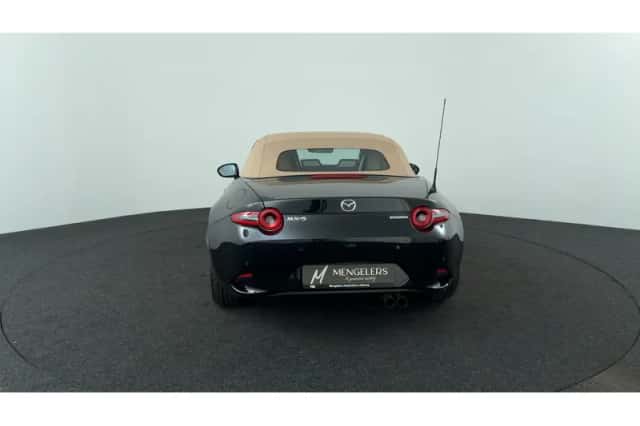 Mazda MX-5 (2025) thumbnail 4
