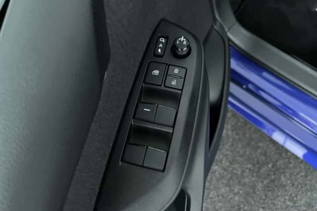 Mazda 2 Hybrid (2025) thumbnail 12