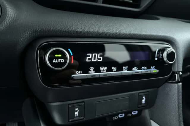 Mazda 2 Hybrid (2025) thumbnail 20