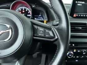 Mazda 3 (2018) thumbnail 16