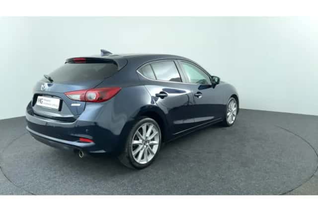 Mazda 3 (2018) thumbnail 5