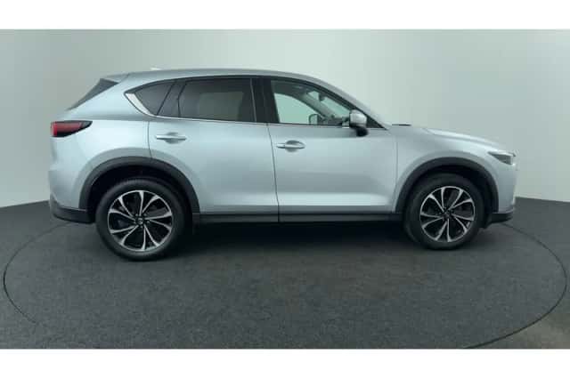 Mazda CX-5 (2022) thumbnail 6