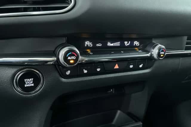 Mazda CX-30 (2021) thumbnail 21