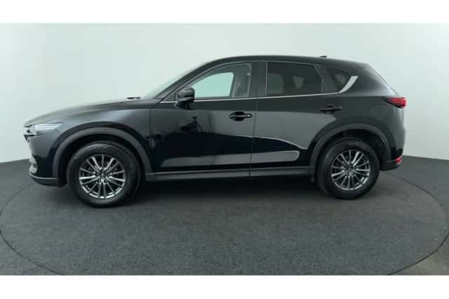 Mazda CX-5 (2017) thumbnail 2