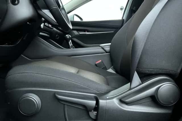 Mazda 3 (2022) thumbnail 13