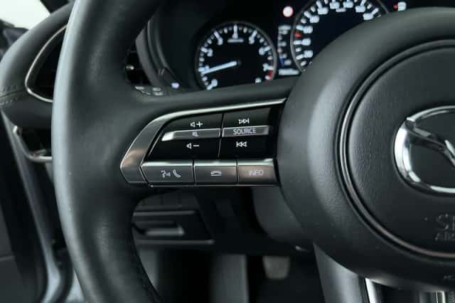 Mazda 3 (2022) thumbnail 15