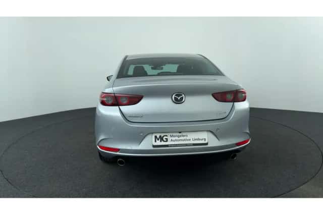 Mazda 3 (2022) thumbnail 4