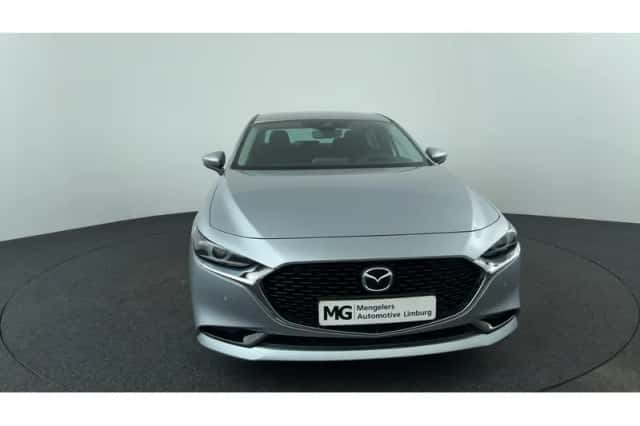 Mazda 3 (2022) thumbnail 8
