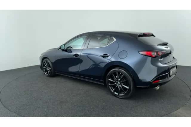 Mazda 3 (2024) thumbnail 3