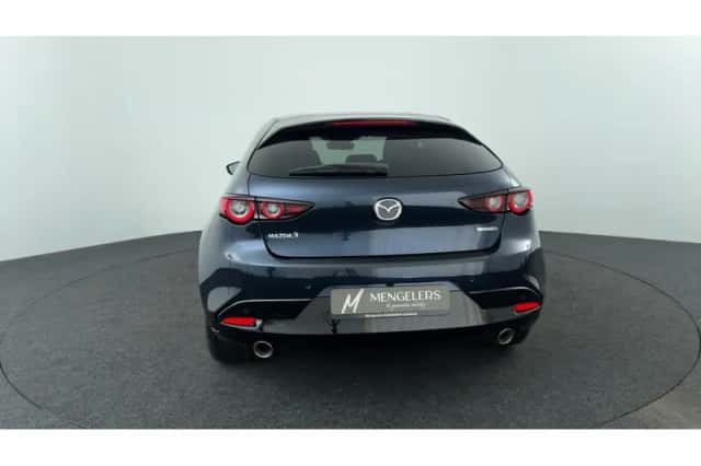 Mazda 3 (2024) thumbnail 4