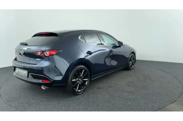 Mazda 3 (2024) thumbnail 5