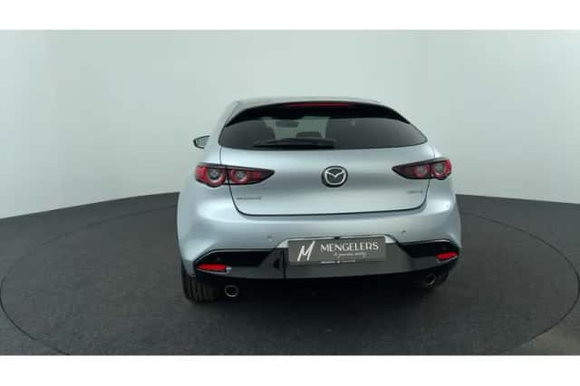 Mazda 3 (2019) thumbnail 4
