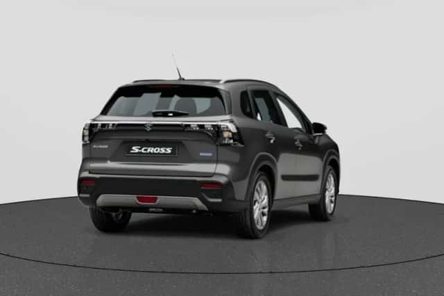 Suzuki S-Cross (2025) thumbnail 5