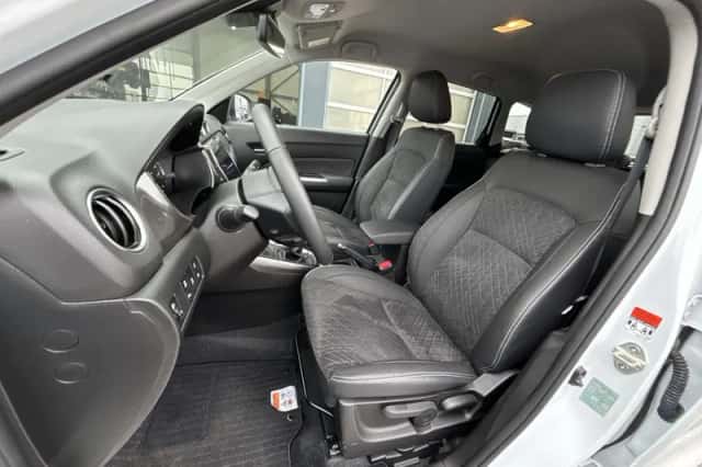 Suzuki Vitara (2025) thumbnail 11