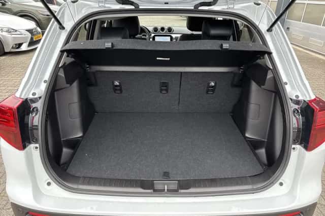 Suzuki Vitara (2025) thumbnail 16