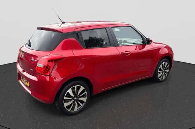 Suzuki Swift (2019) thumbnail 8