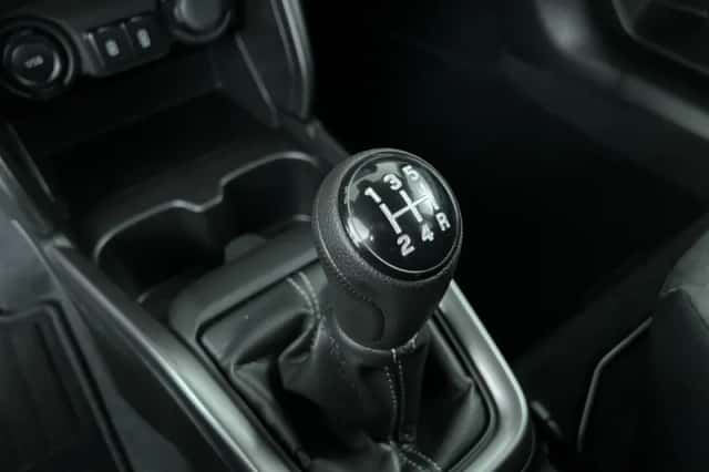 Suzuki Swift (2025) thumbnail 22