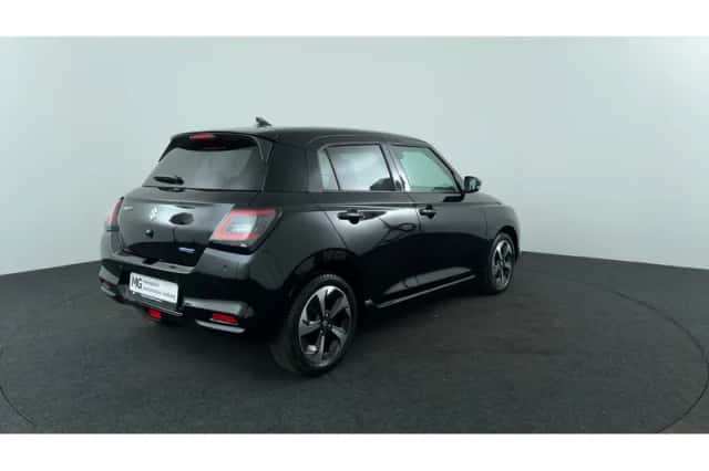Suzuki Swift (2025) thumbnail 5
