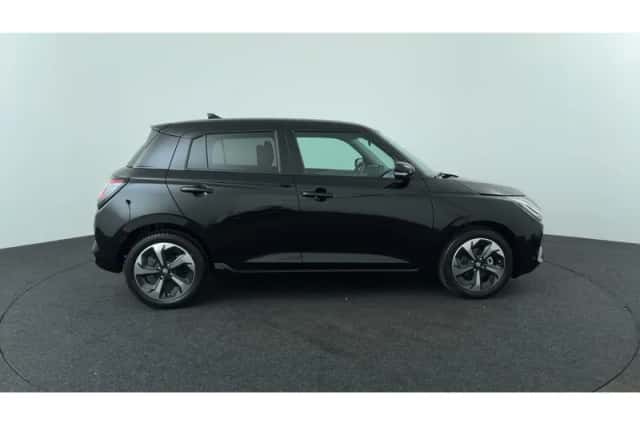 Suzuki Swift (2025) thumbnail 6