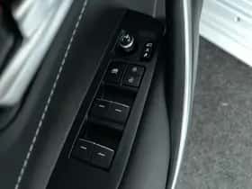 Suzuki Swace (2025) thumbnail 12