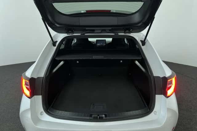 Suzuki Swace (2025) thumbnail 26