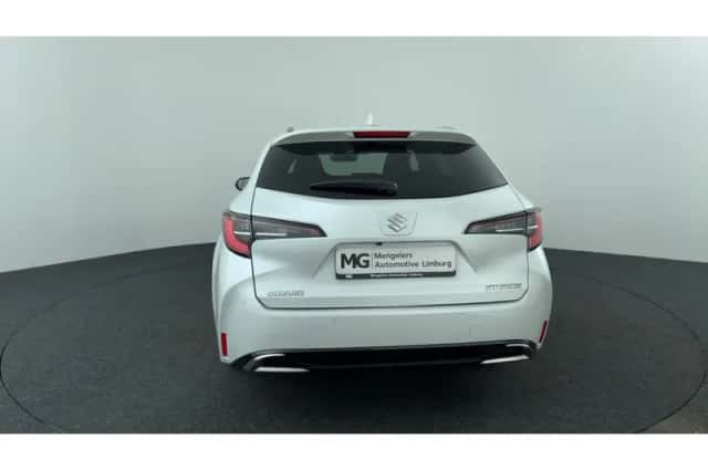 Suzuki Swace (2025) thumbnail 4