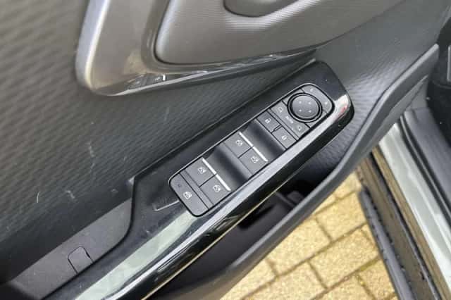 Suzuki E Vitara (2026) thumbnail 13