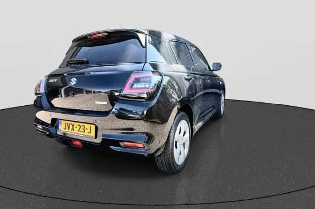 Suzuki Swift (2026) thumbnail 8