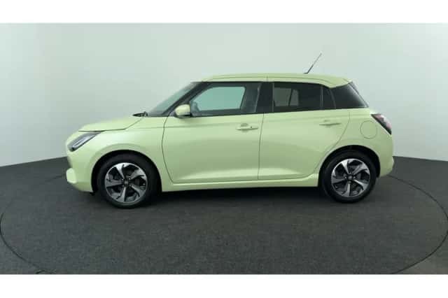 Suzuki Swift (2024) thumbnail 2