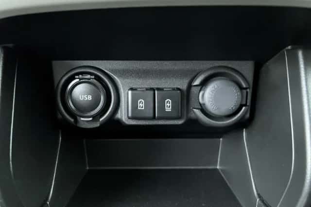 Suzuki Swift (2024) thumbnail 23