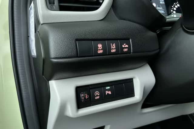 Suzuki Swift (2024) thumbnail 27