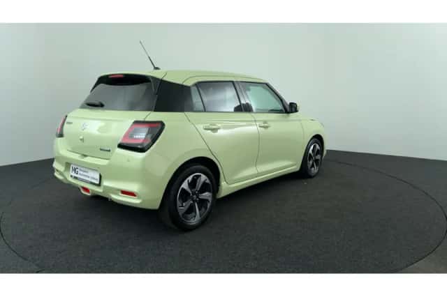 Suzuki Swift (2024) thumbnail 5