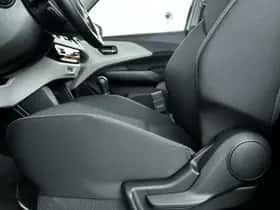 Suzuki Swift (2024) thumbnail 13