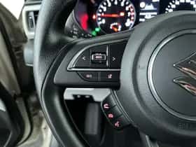 Suzuki Swift (2024) thumbnail 15