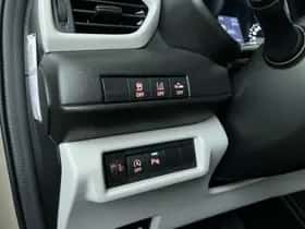Suzuki Swift (2024) thumbnail 27