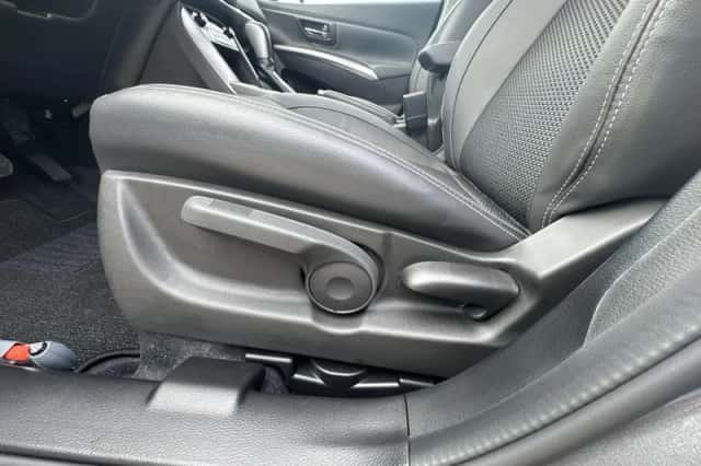 Suzuki S-Cross (2025) thumbnail 19