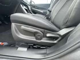 Suzuki S-Cross (2025) thumbnail 19