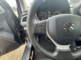 Suzuki S-Cross (2025) thumbnail 21