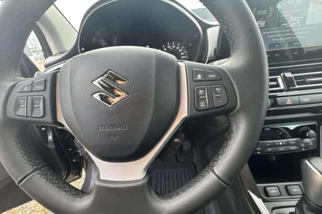 Suzuki S-Cross (2025) thumbnail 22