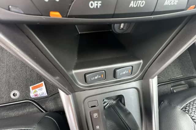 Suzuki S-Cross (2025) thumbnail 31