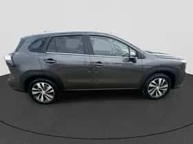 Suzuki S-Cross (2025) thumbnail 8