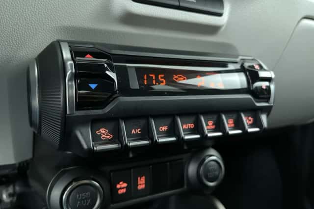 Suzuki Ignis (2017) thumbnail 21