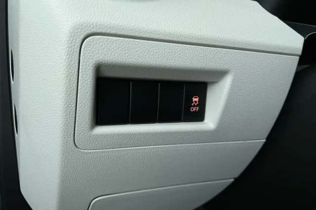 Suzuki Ignis (2017) thumbnail 28