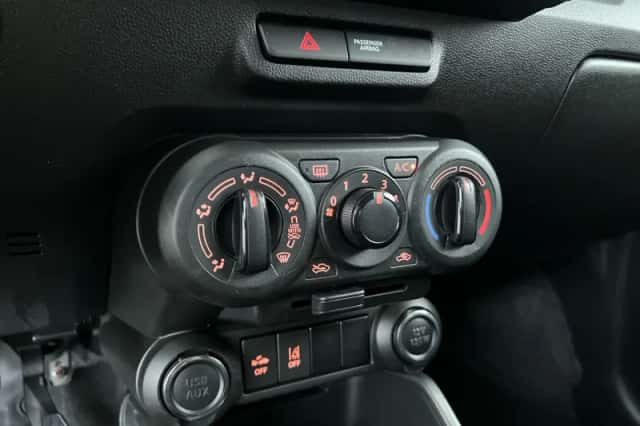 Suzuki Ignis (2022) thumbnail 19