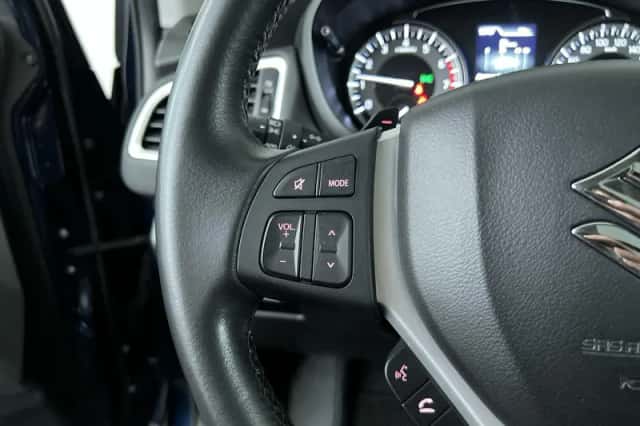 Suzuki S-Cross (2021) thumbnail 16