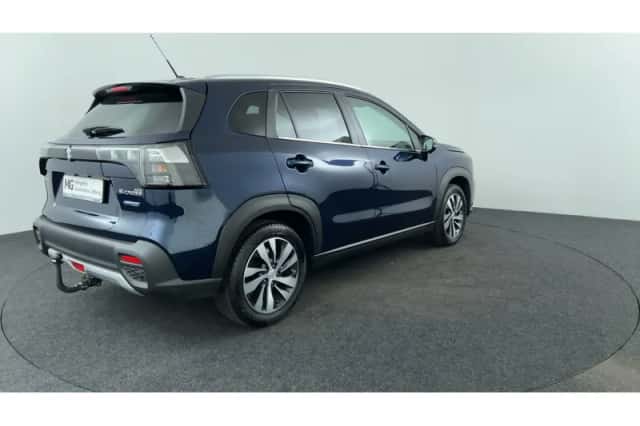 Suzuki S-Cross (2021) thumbnail 5