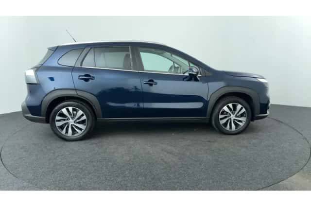 Suzuki S-Cross (2021) thumbnail 6